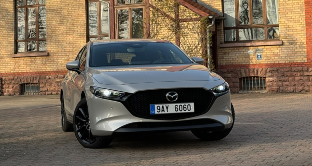 Mazda 3 e-Skyactiv X186