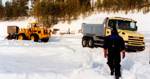 1999. V zajetí sněhu: Arctic Drive, Arjeplog (S)