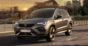 Cupra Ateca jde s dobou. Prochází průběžnými modernizacemi a se zavedením nových motorů je nyní dostupnější než kdykoli před tím